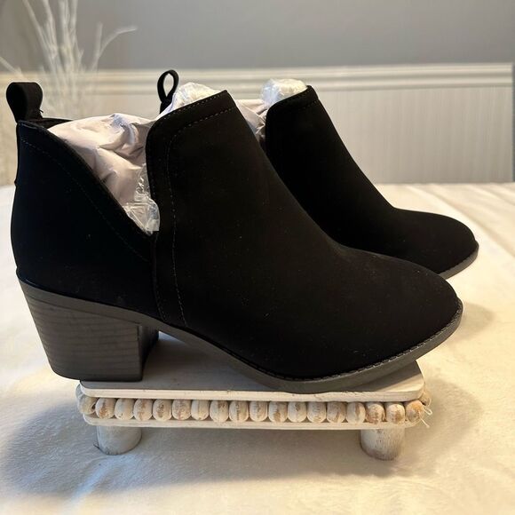 TOP Moda Rager Suede Bootie - Picture 2 of 6